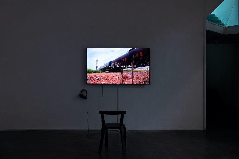 TJ 컷핸드 TJ Cuthand 〈추출(Extractions)〉, 15:12, 2019